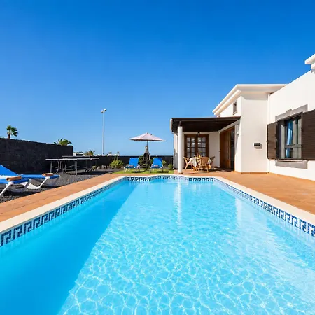 Capricho Villa *